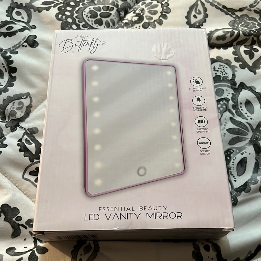 New LED VANITY MIRROR